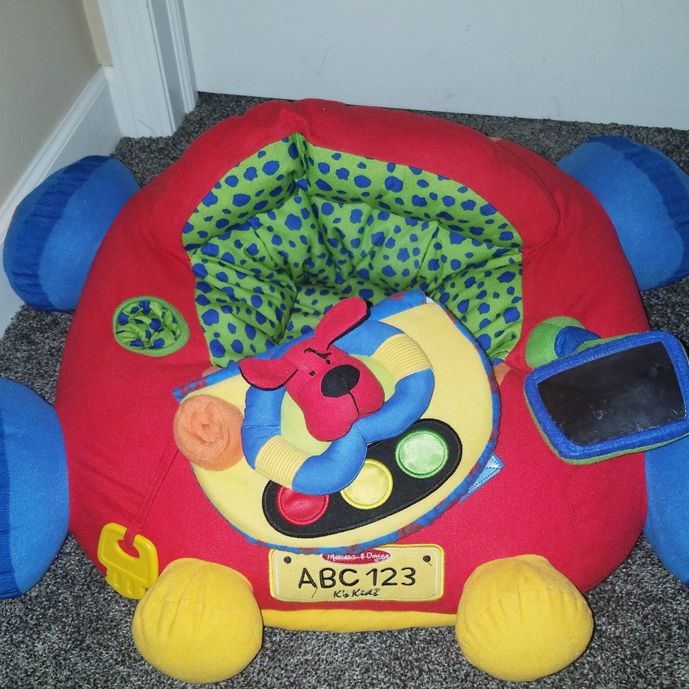 Melissa & Doug Beep-Beep Play and Acticity Center